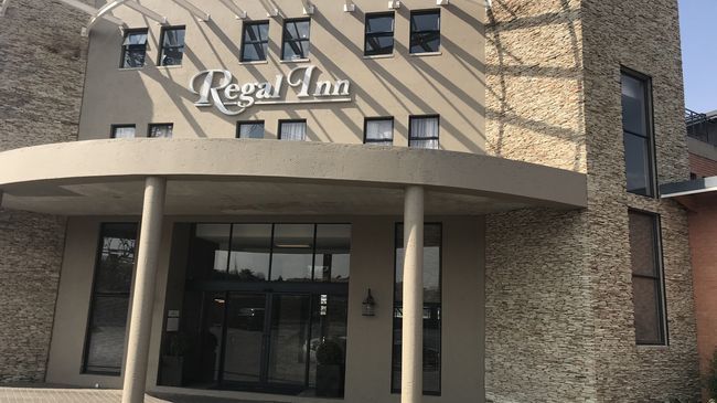 Regal Inn Hotel 米德兰 外观 照片